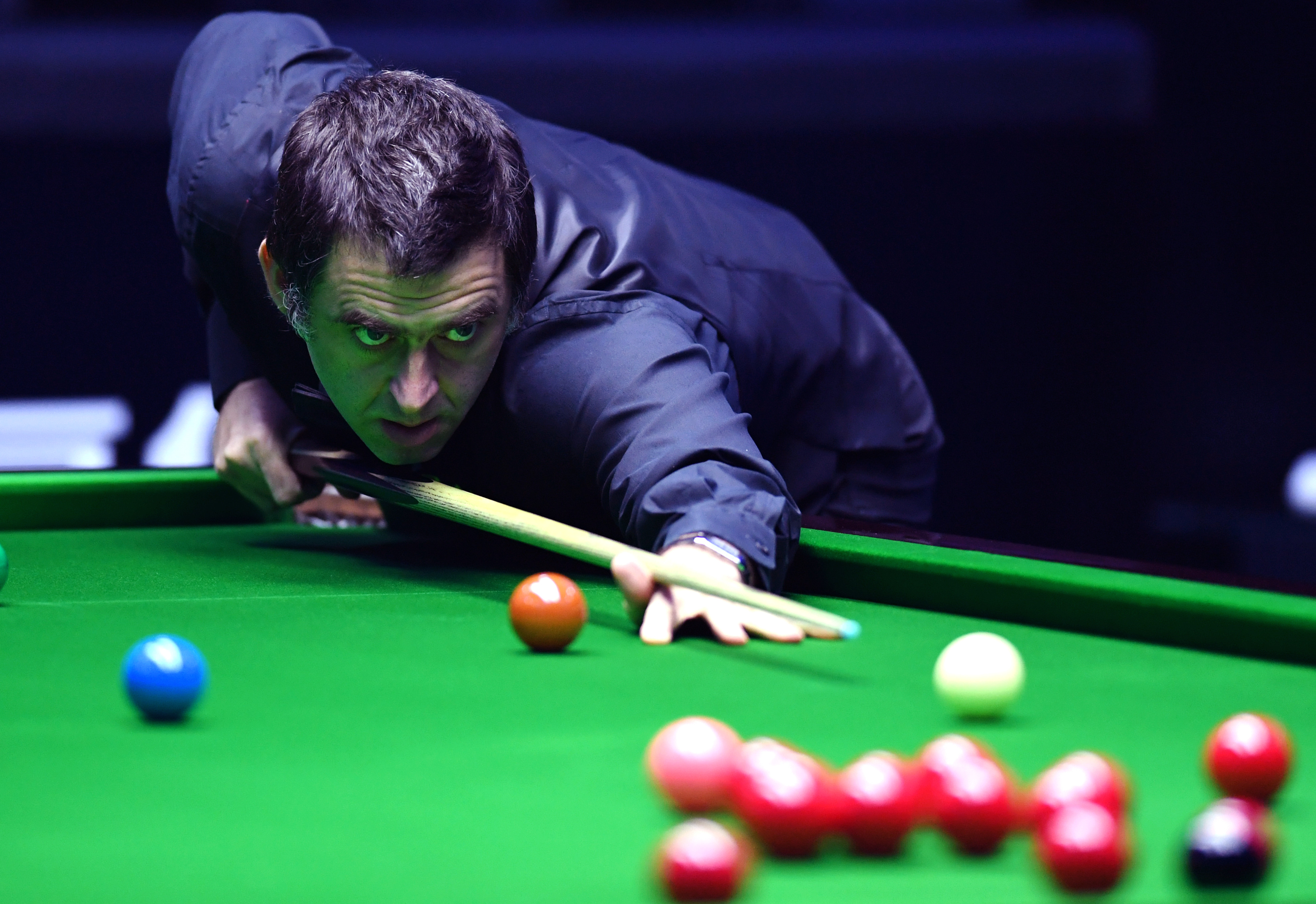 场上展示他 场上展示他